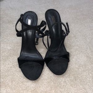 Schultz Sandals